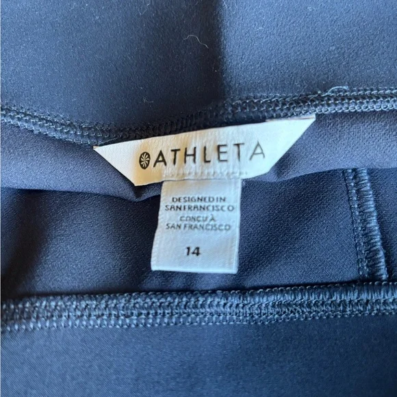 Athleta Women’s Dark Navy Pants - Picture 3 of 5